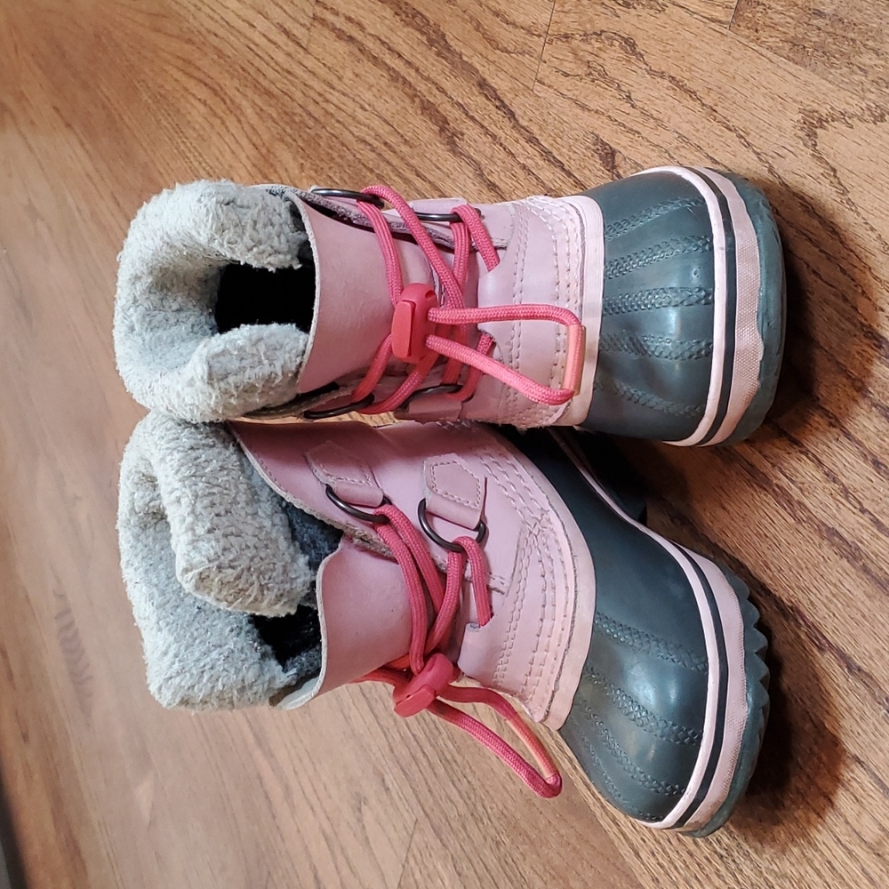 Sorel boots 9T